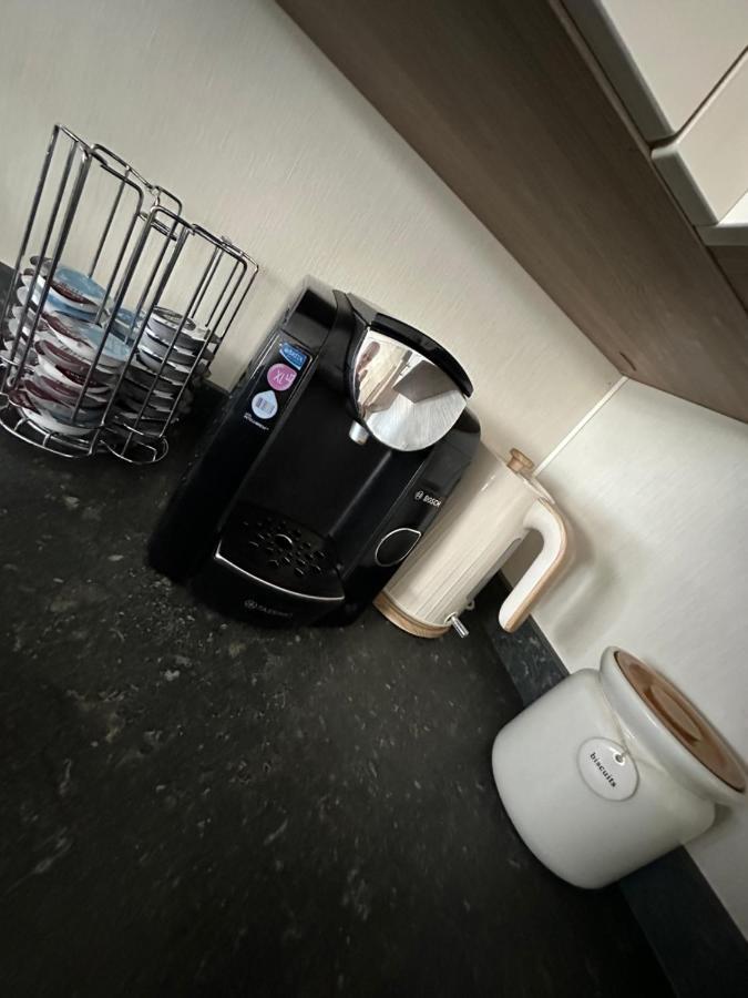 Lodge On The Lake At Lakeside Holiday Park Chichester Extérieur photo